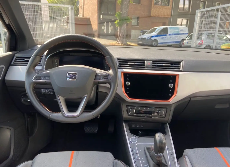 SEAT ARONA (01/08/2019) - 