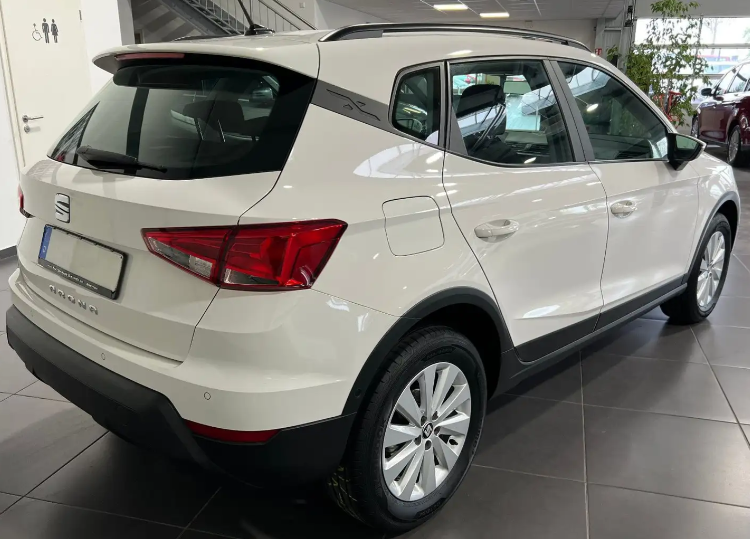 SEAT ARONA (01/12/2018) - 