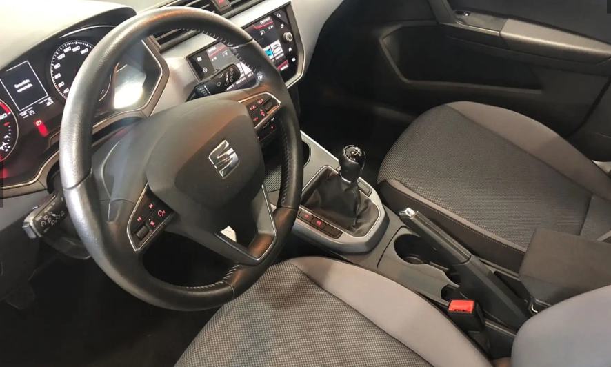 SEAT ARONA (01/12/2018) - 