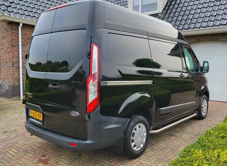 Left hand drive car FORD TRANSIT (01/11/2016) - 
