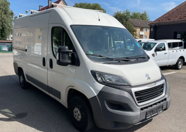 Left hand drive PEUGEOT BOXER 333 L2H2