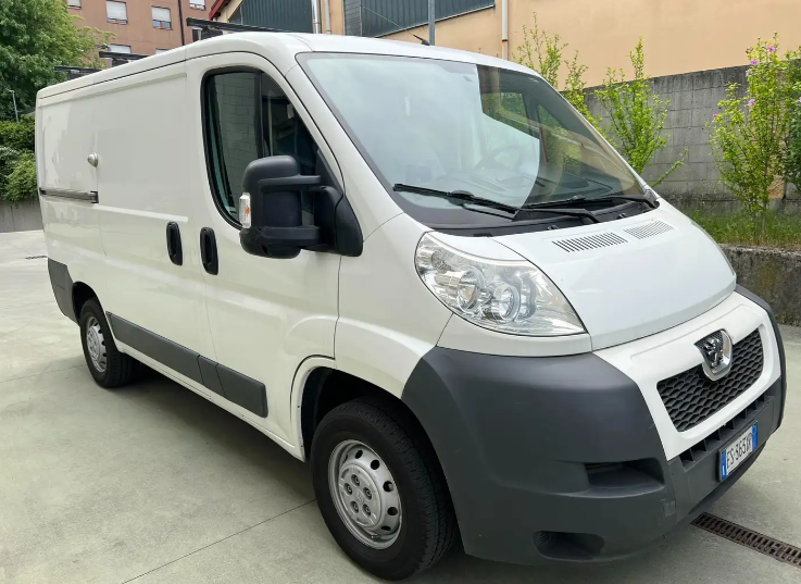 Left hand drive PEUGEOT BOXER Boxer L1 H1 2.2 HDI