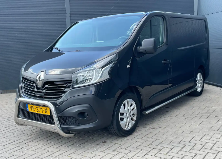 Left hand drive RENAULT TRAFIC 1.6 dCi T27 L1H1