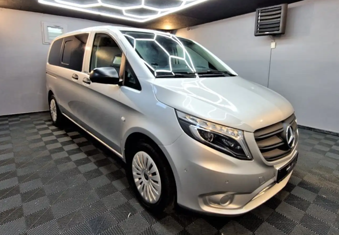 Left hand drive MERCEDES VITO Tourer CDI Pro 4x4