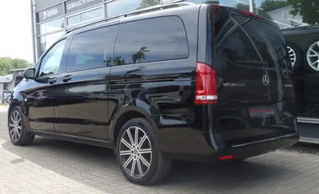 Left hand drive MERCEDES VITO 124 CDI TourerPro Lang