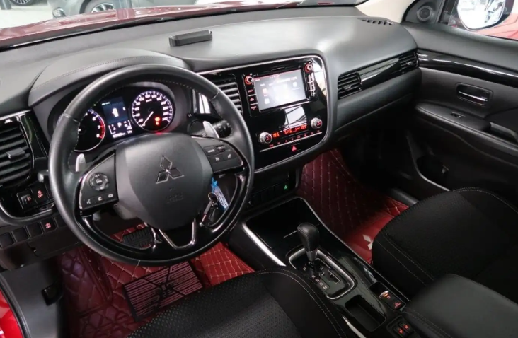 MITSUBISHI OUTLANDER (01/03/2020) - 