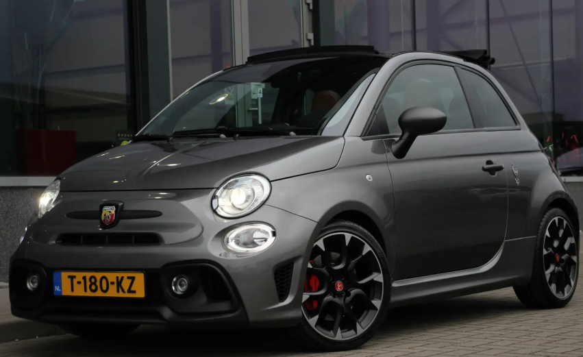 Left hand drive FIAT 500C 1.4 T-Jet Abarth