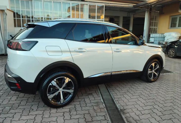 PEUGEOT 3008 (01/05/2021) - 