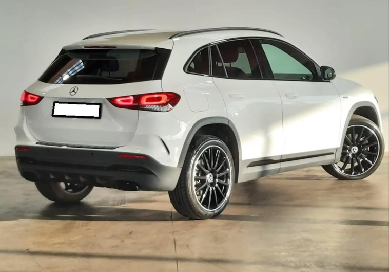 MERCEDES GLA (01/11/2020) - 