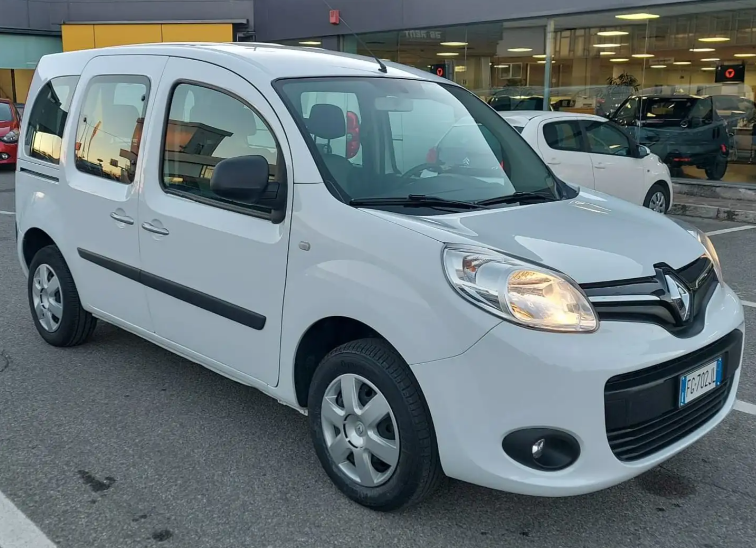 Left hand drive RENAULT KANGOO 1.5 Dci 75cv Life