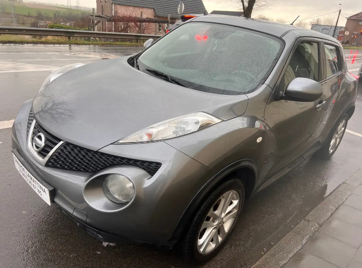 Left hand drive NISSAN JUKE 1.5 dCi 2WD