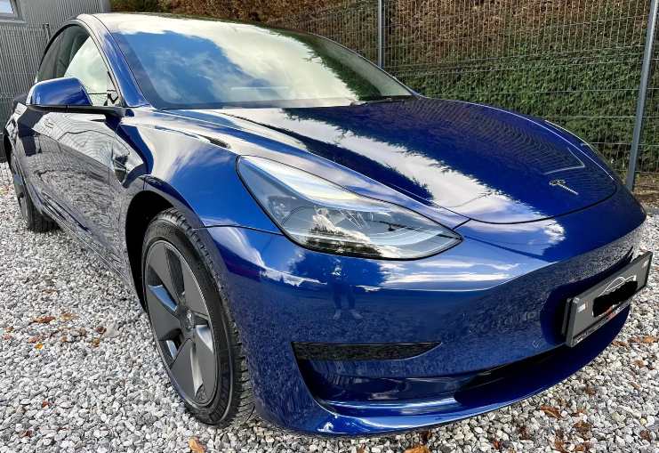 TESLA Model 3 (00/00/0) - 