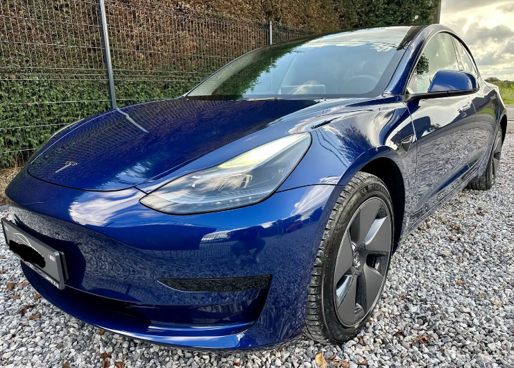 Left hand drive car TESLA Model 3 (00/00/0) - 