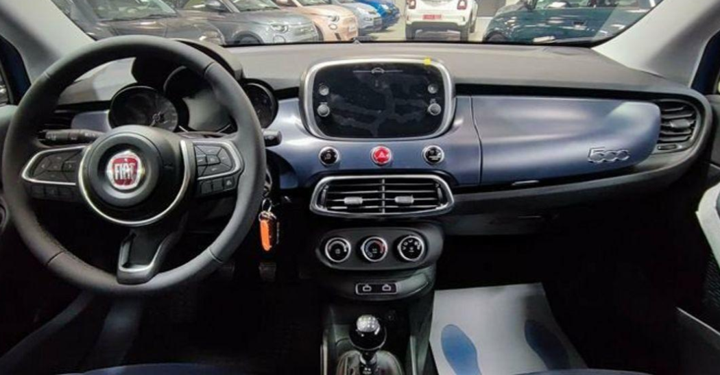 Left hand drive car FIAT 500X (01/12/2023) - 