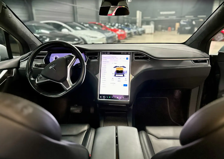 TESLA Model X (01/03/2018) - 