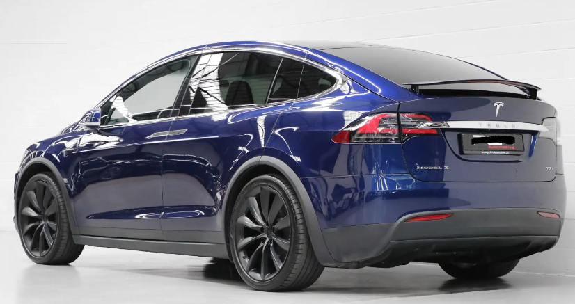 TESLA Model X (01/03/2018) - 