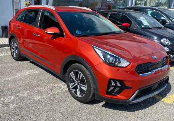 Left hand drive KIA NIRO 1.6 GDi 