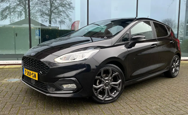 Left hand drive FORD FIESTA 1.0 EcoBoost Hybrid ST-Line X