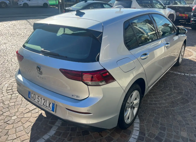 Left hand drive VOLKSWAGEN GOLF 1.0 eTSI