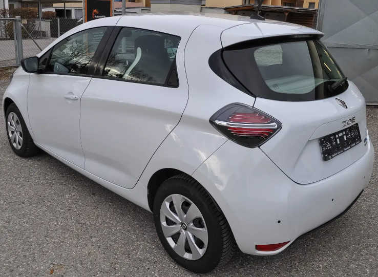 lhd car RENAULT ZOE (01/06/2022) - 