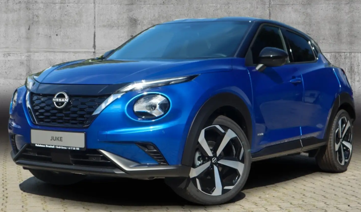 Left hand drive NISSAN JUKE Tekna HYBRID 143 PS