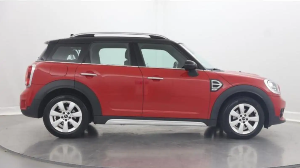 Left hand drive MINI COUNTRYMAN Cooper D 150ch BVA FR