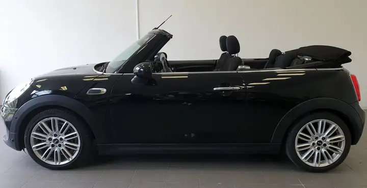 Left hand drive MINI COOPER Cooper 136ch BVA6 Cabriolet FR