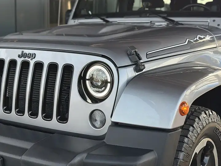 JEEP WRANGLER (01/03/2014) - 