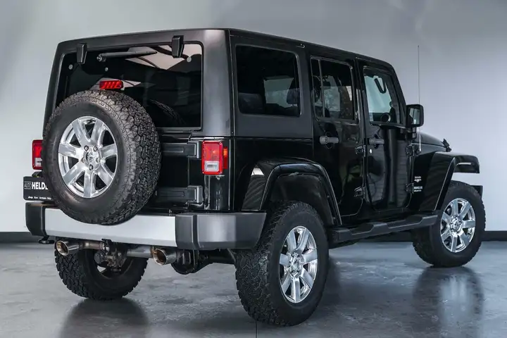 Left hand drive JEEP WRANGLER Unlimited 3.6 Sahara 18