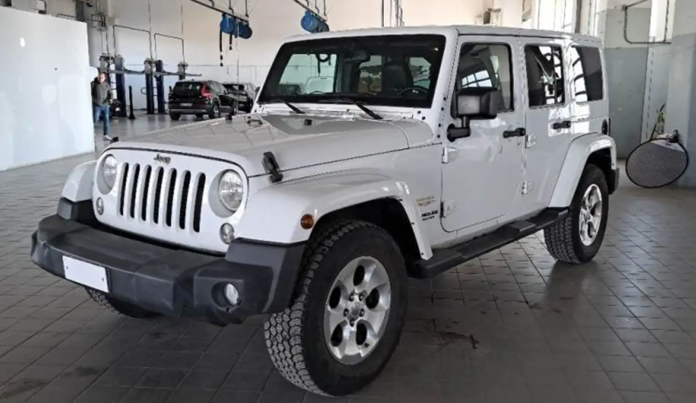 Left hand drive JEEP WRANGLER Unlimited 2.8 CRD Sahara e5+