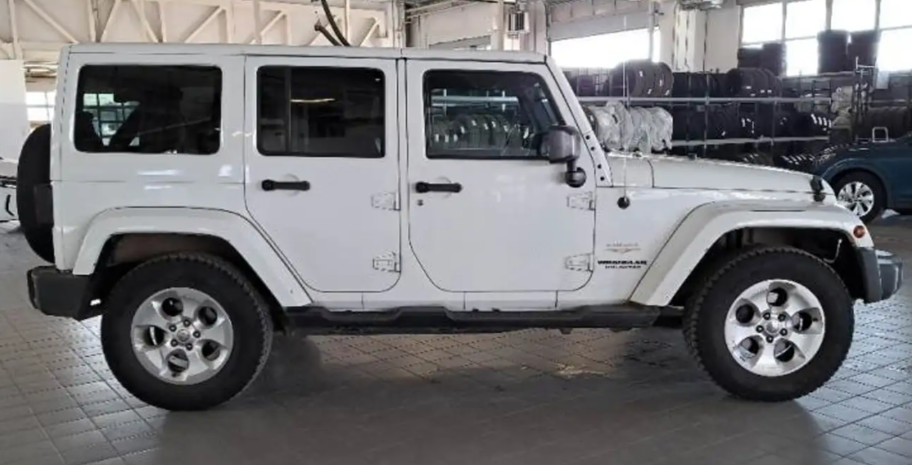 Left hand drive JEEP WRANGLER Unlimited 2.8 CRD Sahara e5+