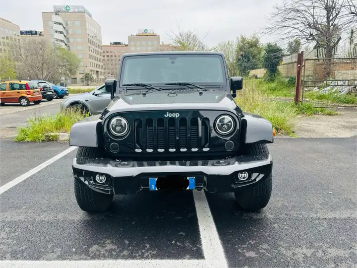 Left hand drive JEEP WRANGLER Unlimited 2.8 crd Sahara 
