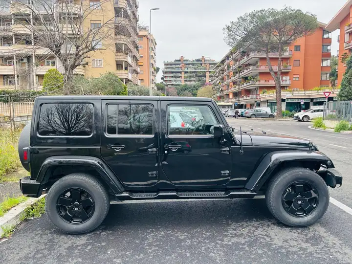 Left hand drive JEEP WRANGLER Unlimited 2.8 crd Sahara 