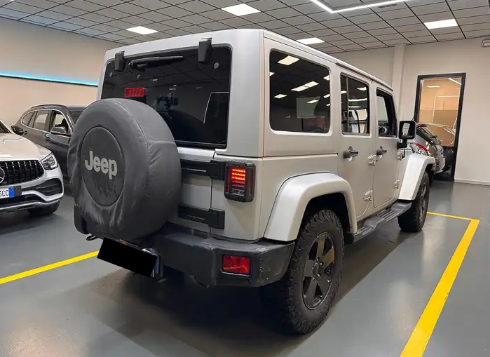 JEEP WRANGLER (01/04/2011) - 