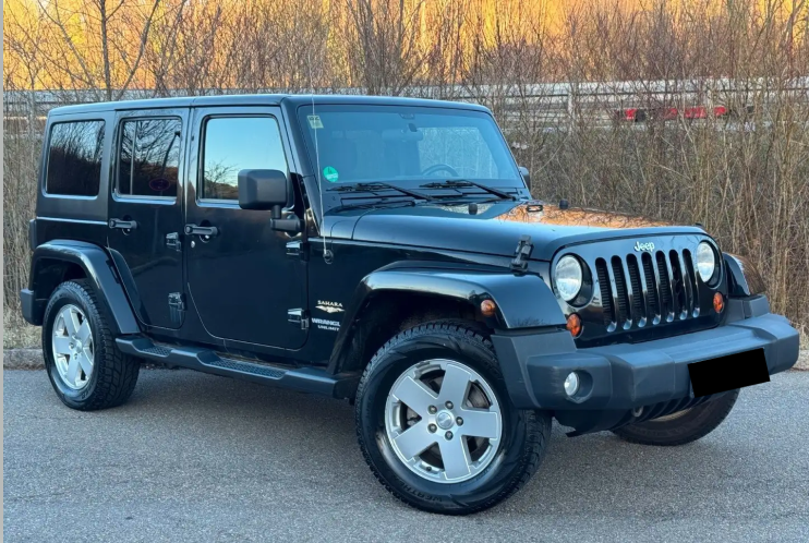 Left hand drive JEEP WRANGLER Unlimited Sahara 3.6 V6 LPG