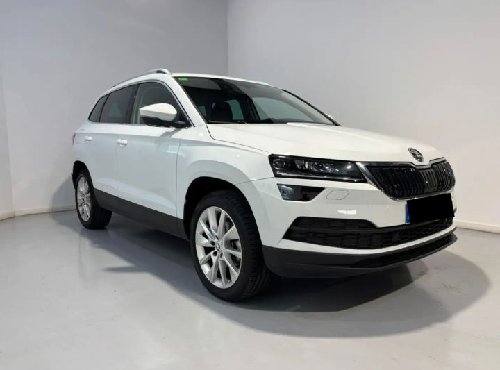 Left hand drive SKODA KAROQ 1.5 TSI Ambition ACT DSG Spanish Reg