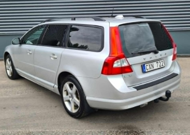 Left hand drive VOLVO V70  V70 T4F Powershift 