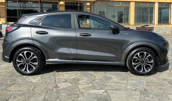 Left hand drive FORD PUMA 1.0 Ecoboost H 