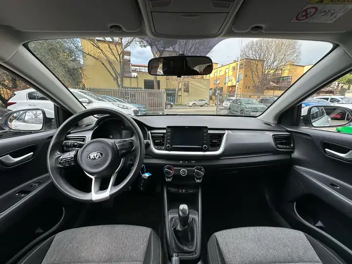 KIA STONIC (01/05/2018) - 