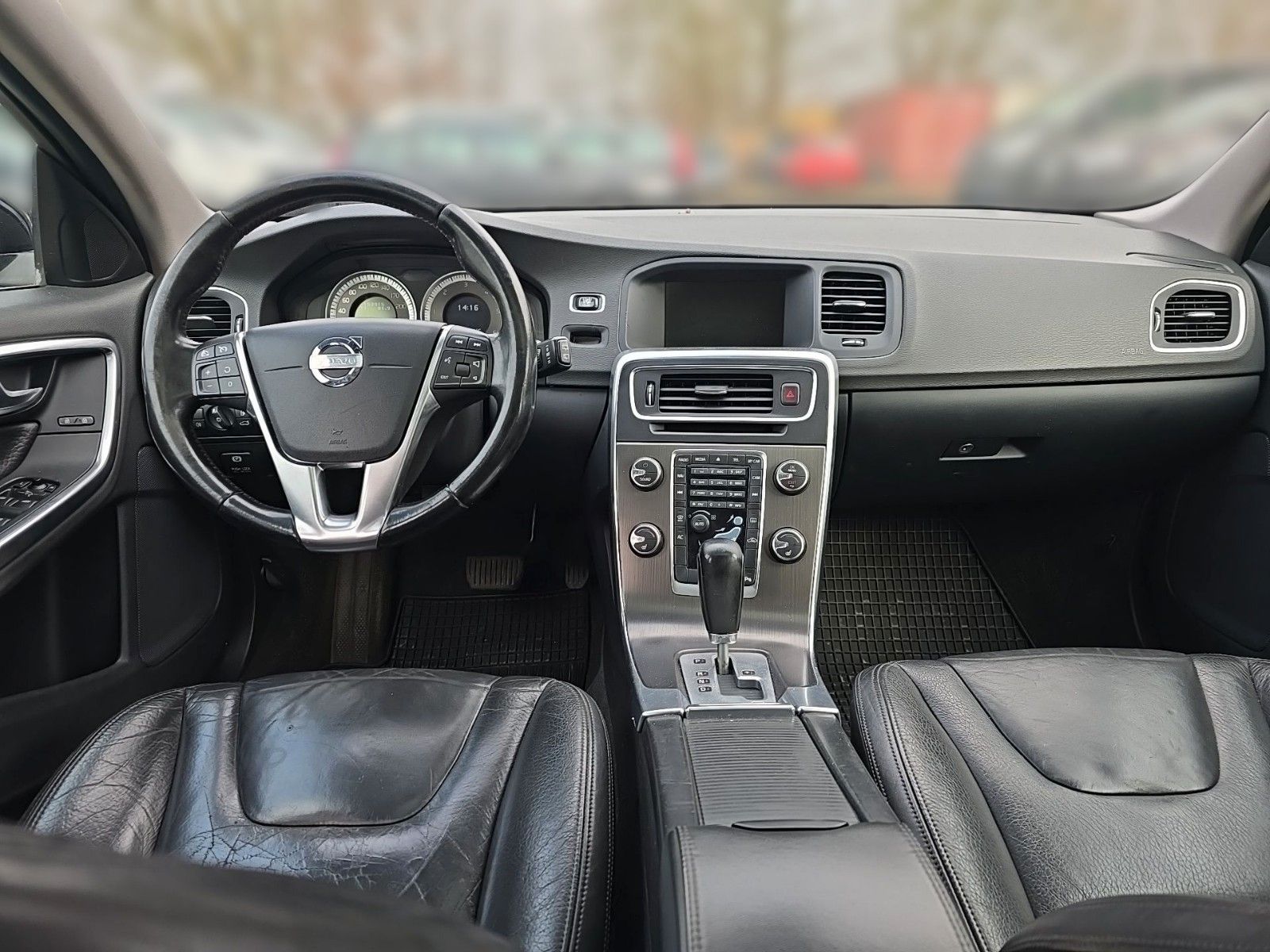VOLVO V60 (01/02/2011) - 
