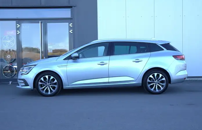 RENAULT MEGANE (01/04/2023) - 