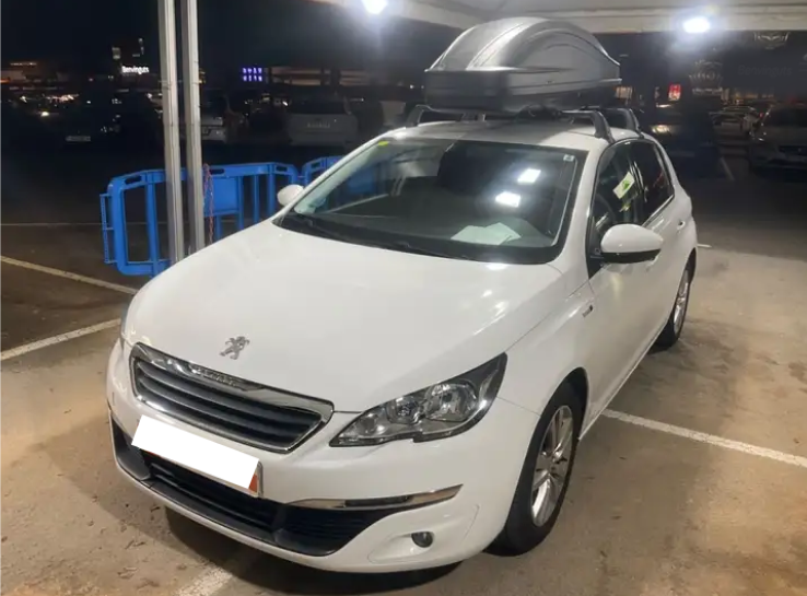 Left hand drive PEUGEOT 308 1.2 PureTech S&S Style 110 