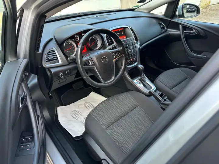 OPEL ASTRA (01/06/2015) - 