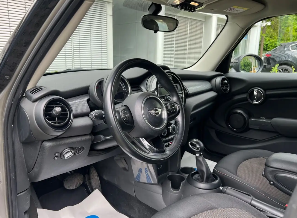 MINI COOPER (01/02/2017) - 