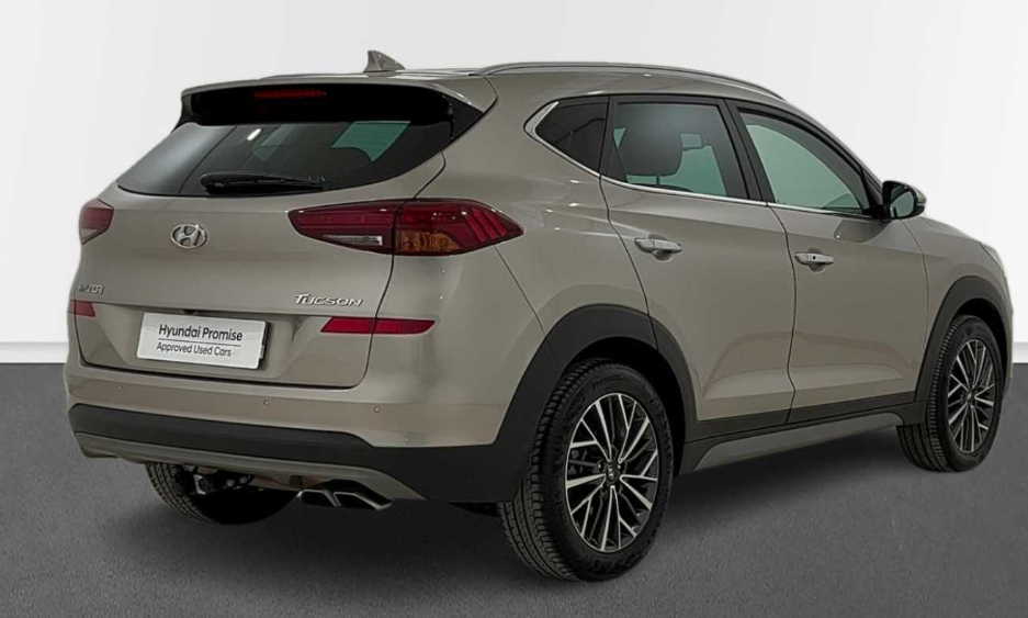 Left hand drive HYUNDAI TUCSON 1.6 TGDI Tecno 4x2 DT SPANISH REG