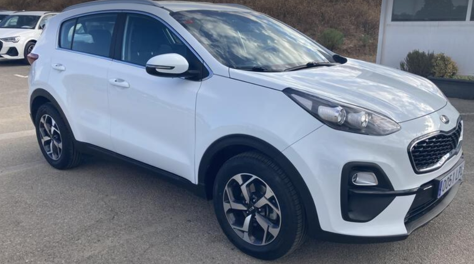 Left hand drive KIA SPORTAGE Business 1.6 CRDi 135CV HYBRID SPANISH REG