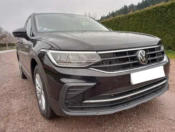 Left hand drive VOLKSWAGEN TIGUAN 1.4 TSI EHYBRID 245 DSG French Reg
