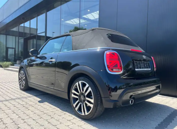 Left hand drive MINI COOPER Cabriolet 1.5a Camden LED