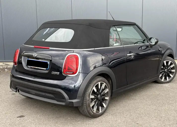 Left hand drive MINI COOPER Cooper 1.5i 136 BVA7 Cooper Cabriolet  French reg 