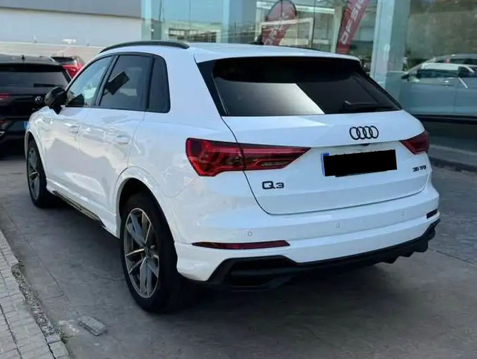 Left hand drive AUDI Q3 Sportback 35 TFSI 150cv black line Spanish reg 